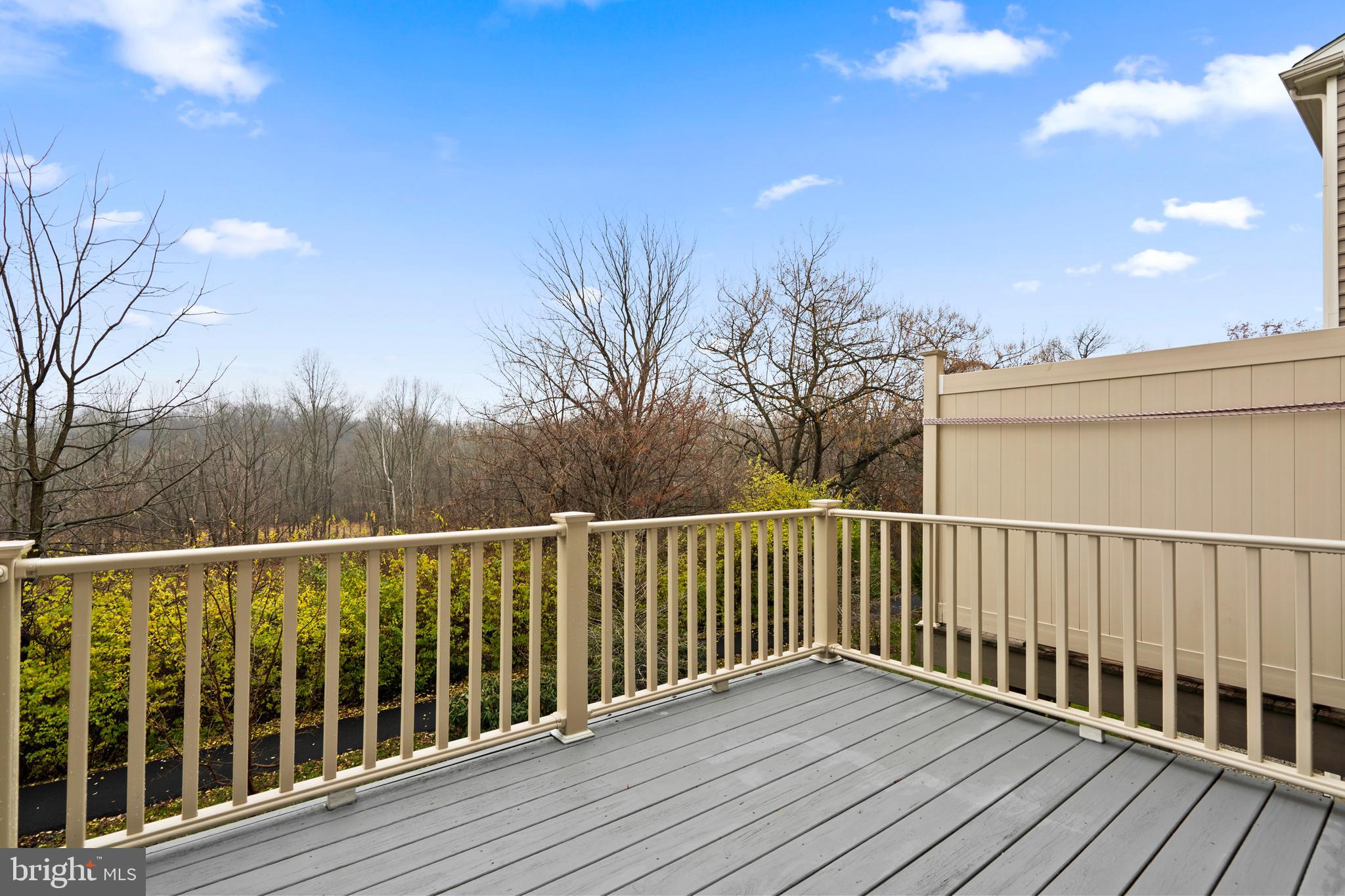 WALNUT WALK - Residential