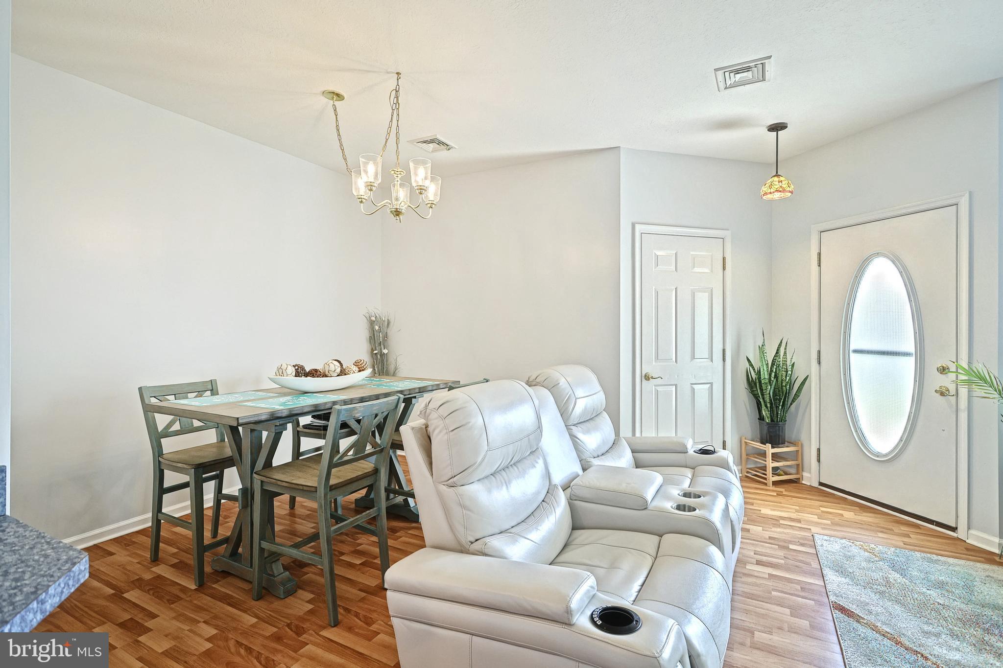 ASHCOMBE FARMS - Residential