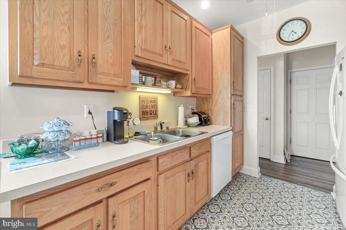 ROSEWOOD - Residential