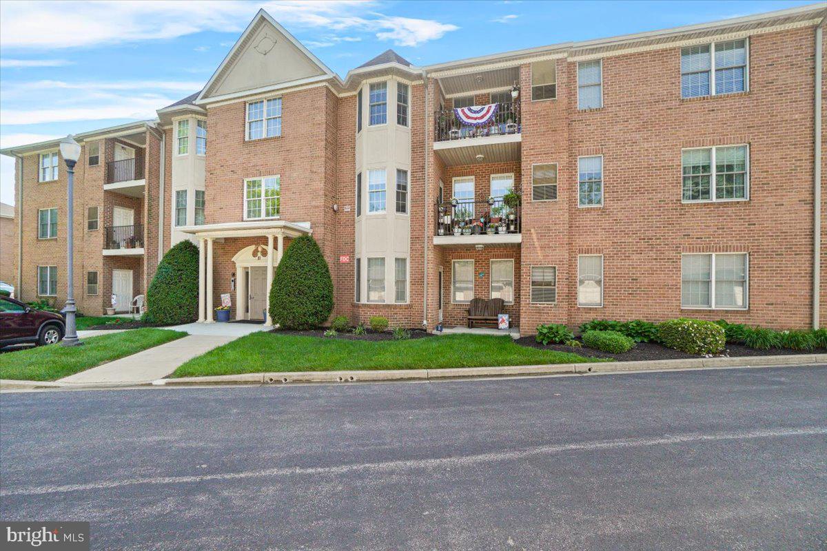 ROSEWOOD - Residential