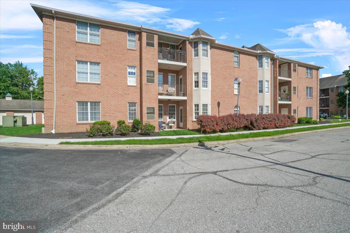 ROSEWOOD - Residential