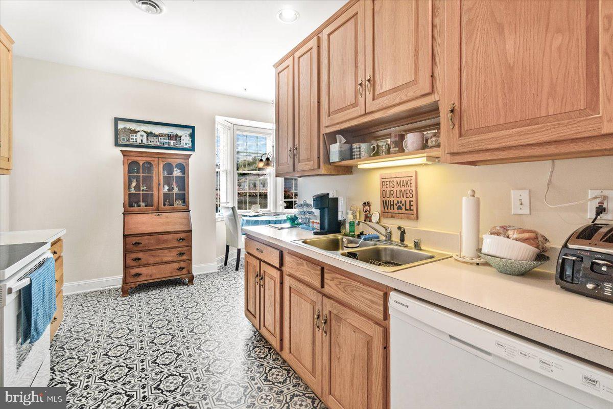 ROSEWOOD - Residential