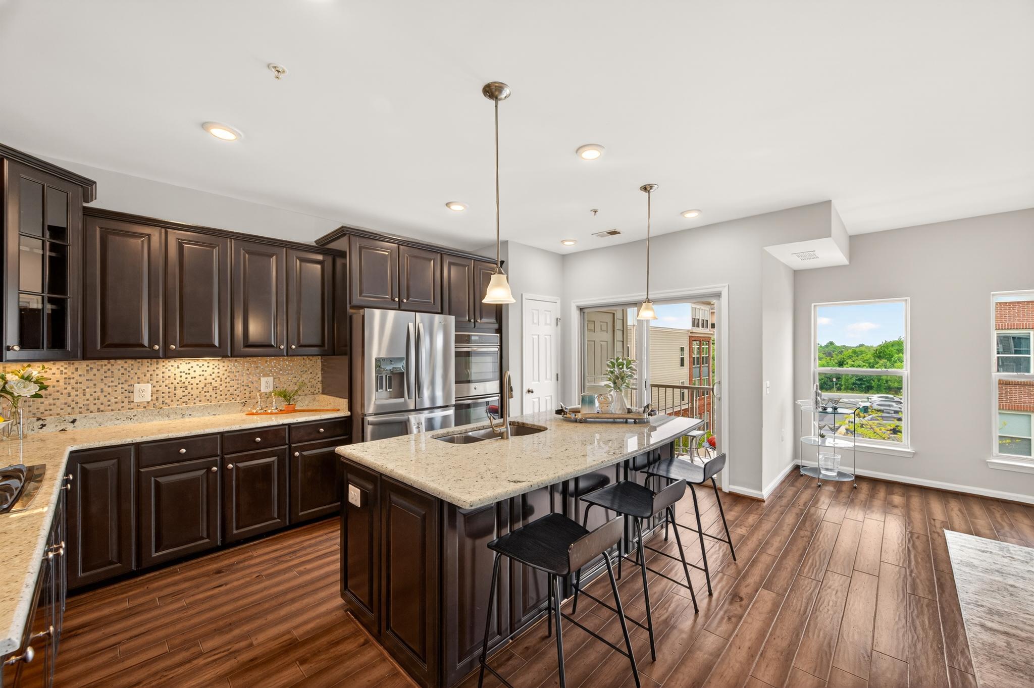 CROWN - Residential