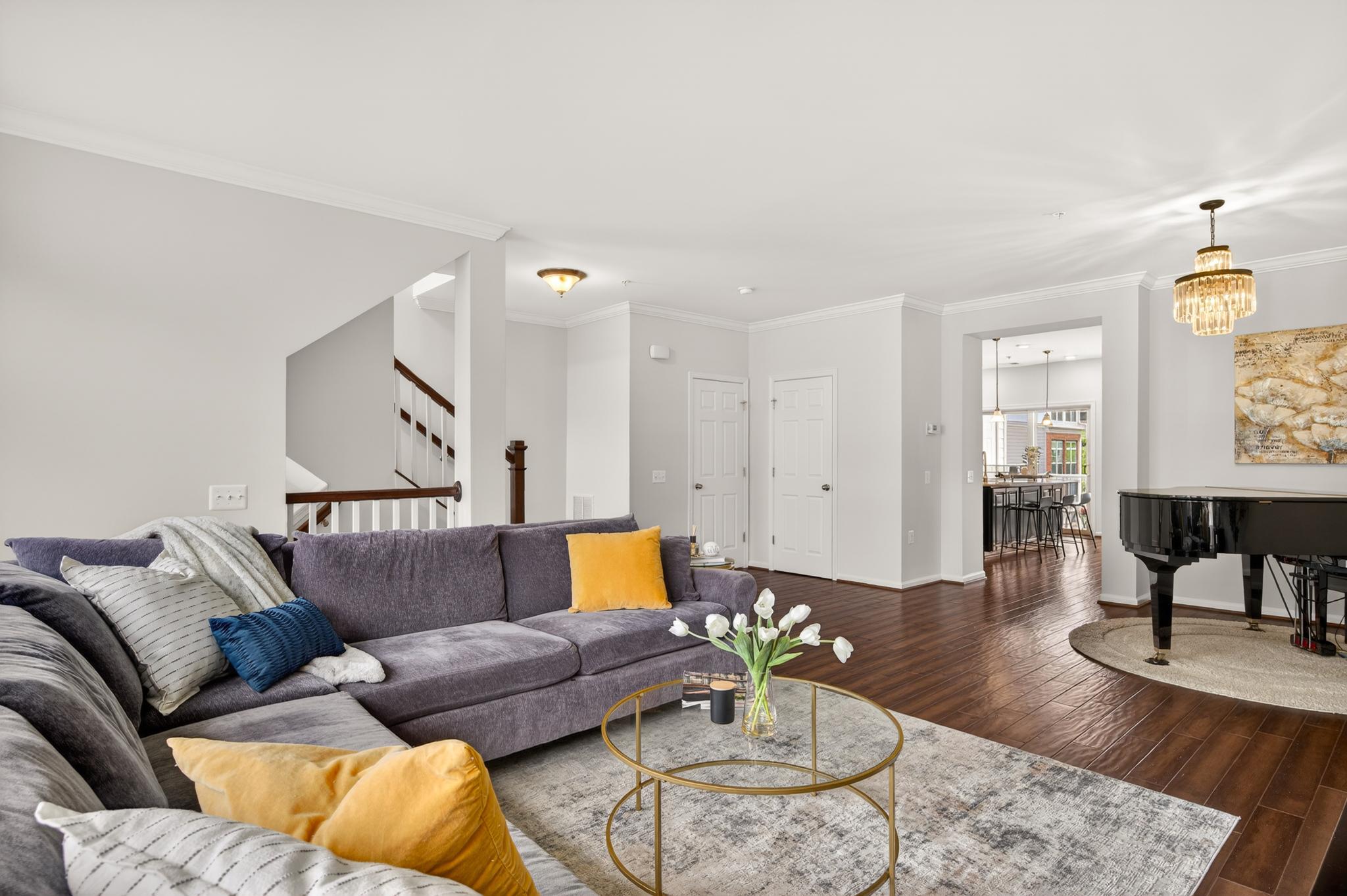 CROWN - Residential