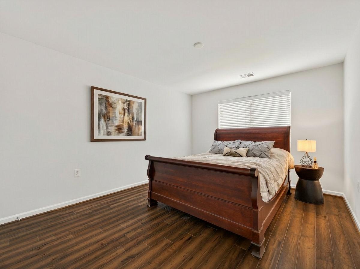 CROWN - Residential