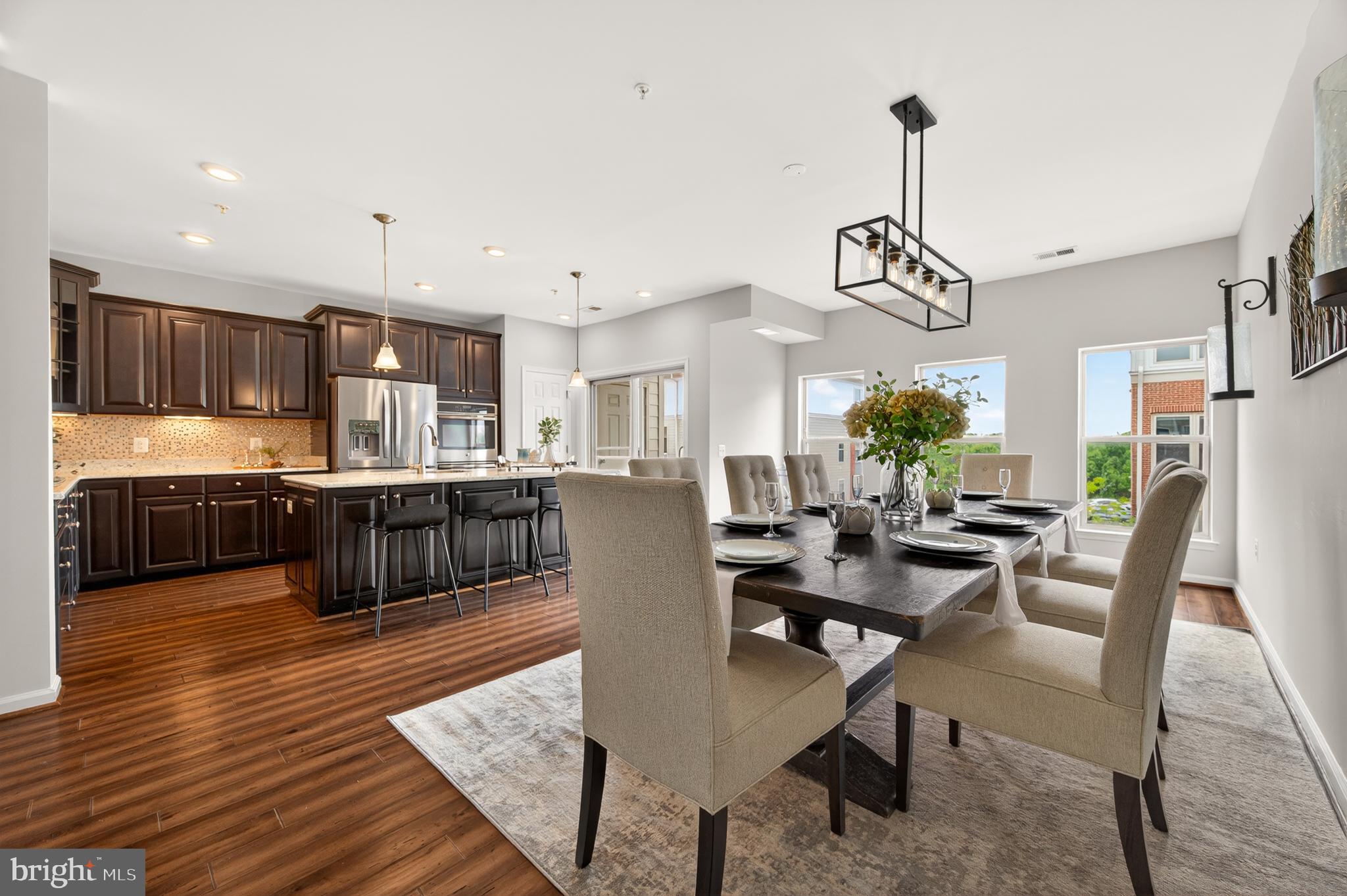 CROWN - Residential