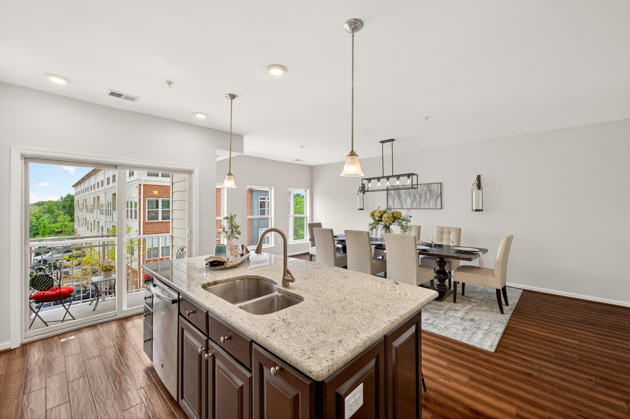 CROWN - Residential