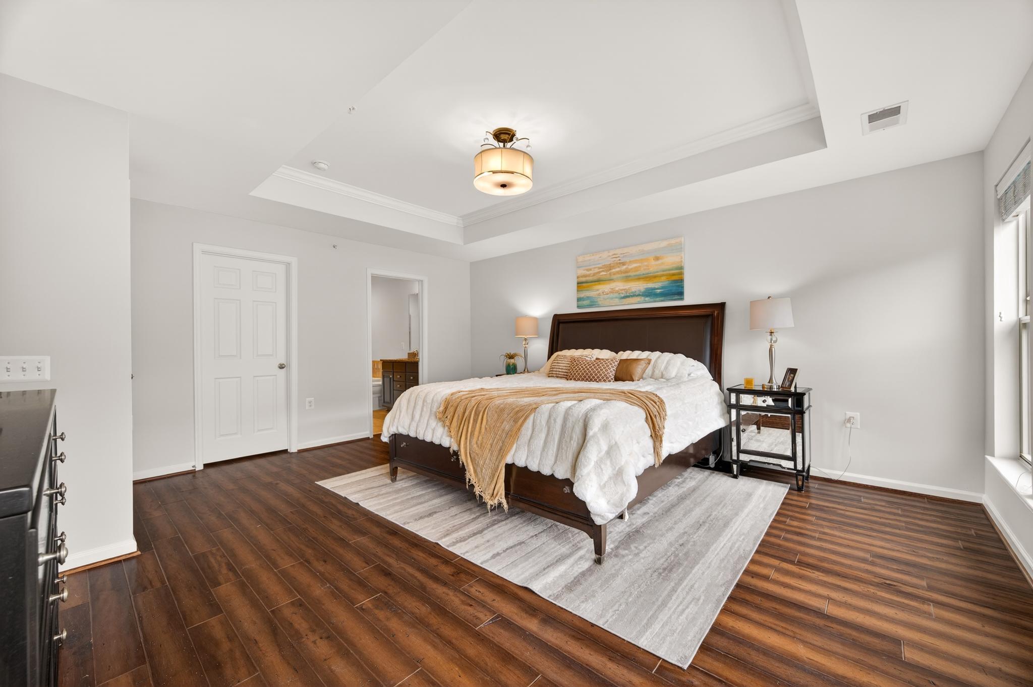 CROWN - Residential