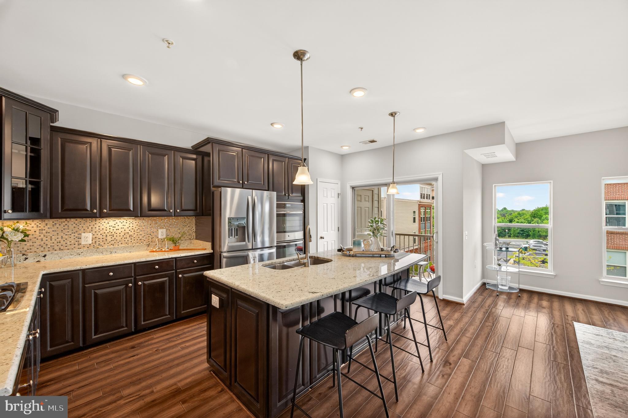 CROWN - Residential