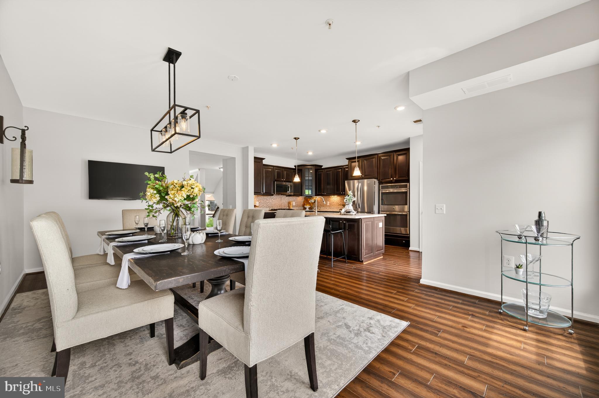CROWN - Residential