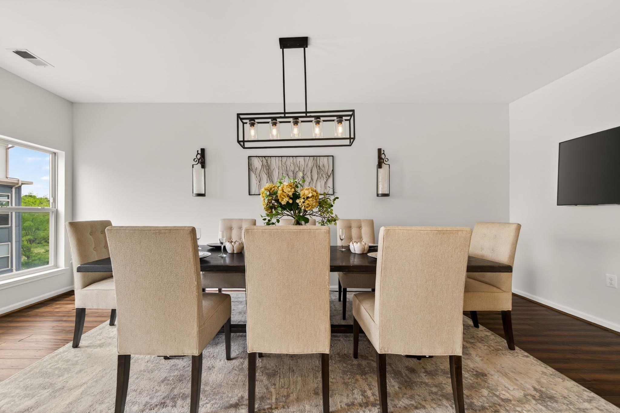 CROWN - Residential