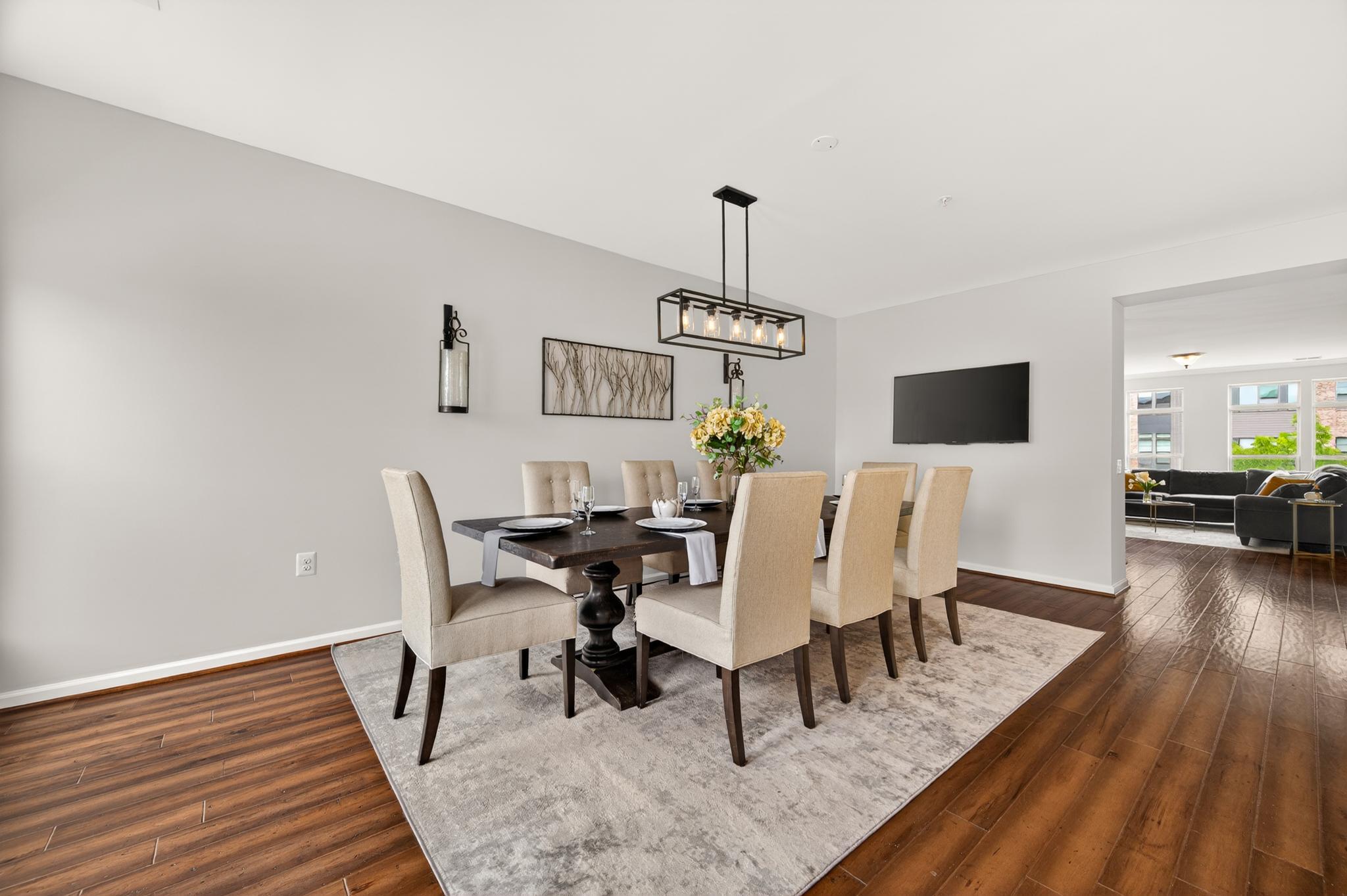 CROWN - Residential