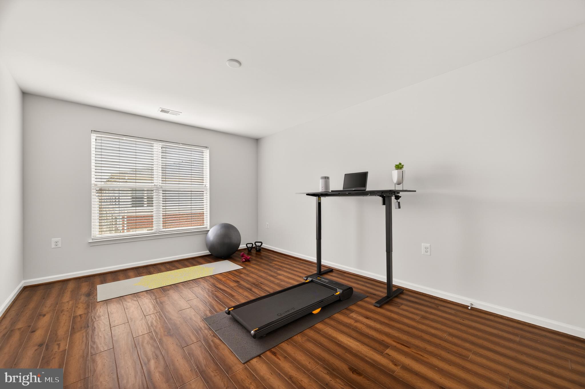 CROWN - Residential