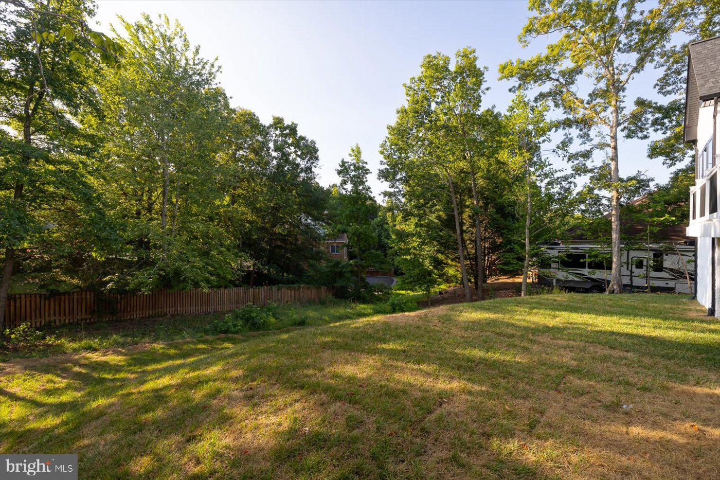 HUNTINGTON HILLS - Residential