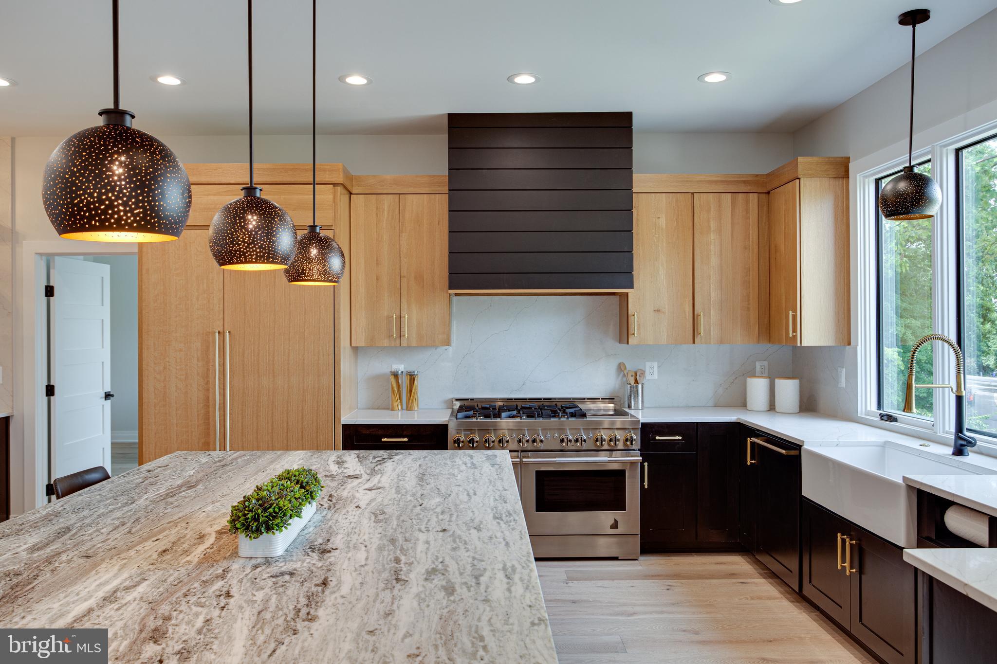 AURORA HILLS - Residential