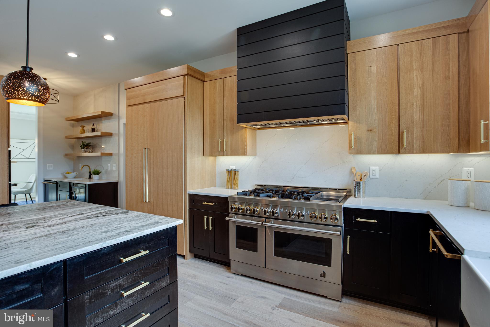 AURORA HILLS - Residential