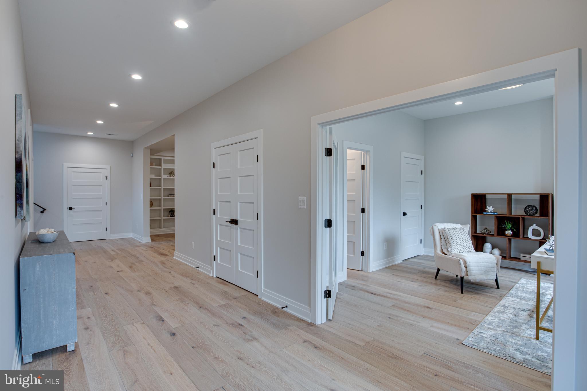 AURORA HILLS - Residential