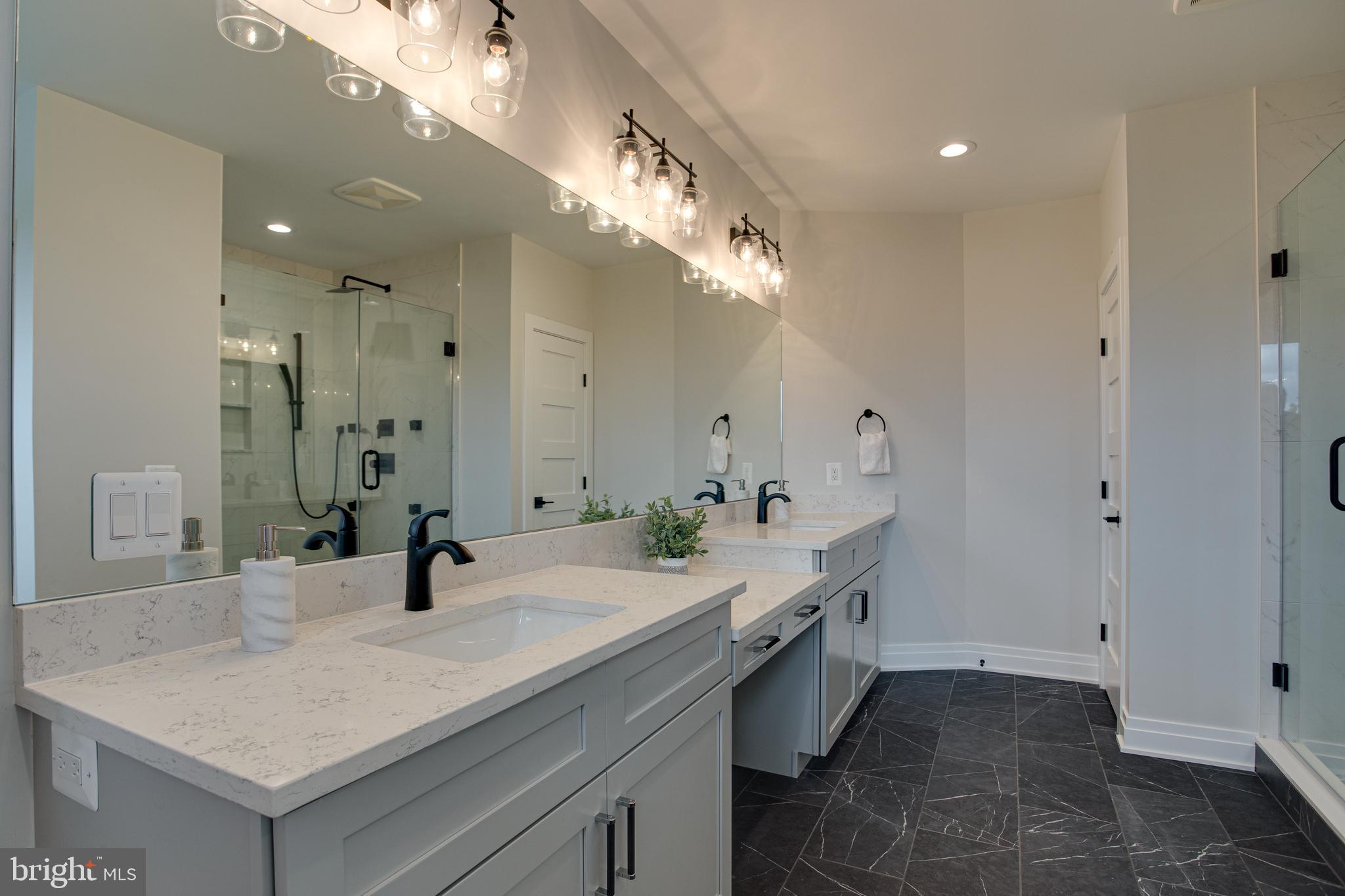 AURORA HILLS - Residential