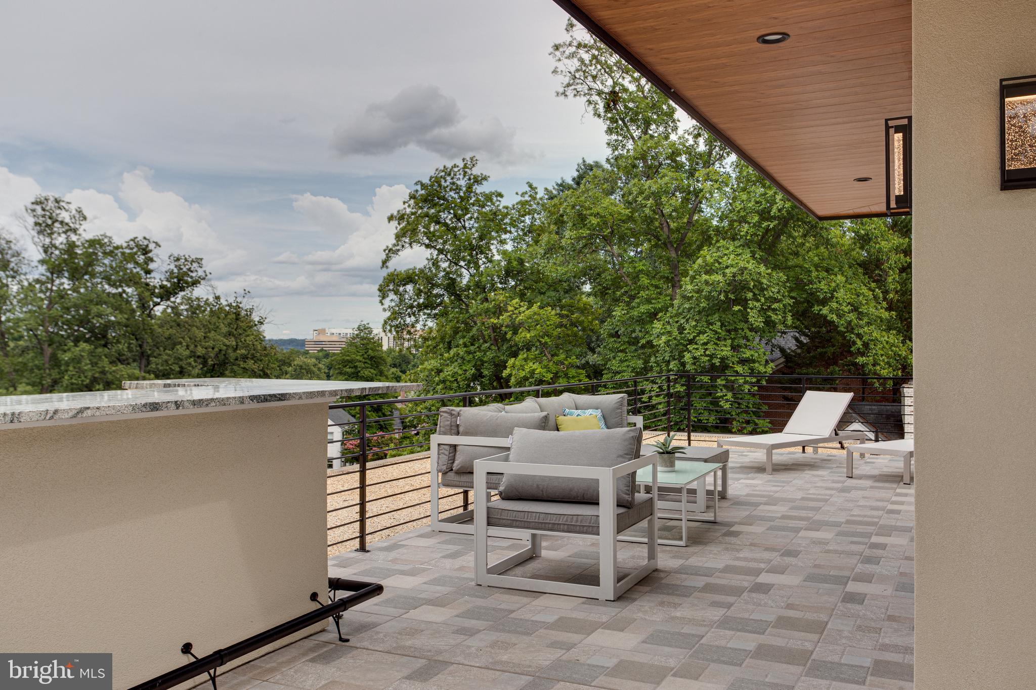 AURORA HILLS - Residential