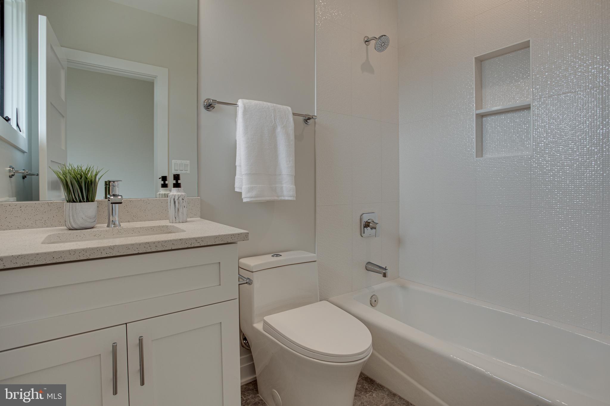 AURORA HILLS - Residential