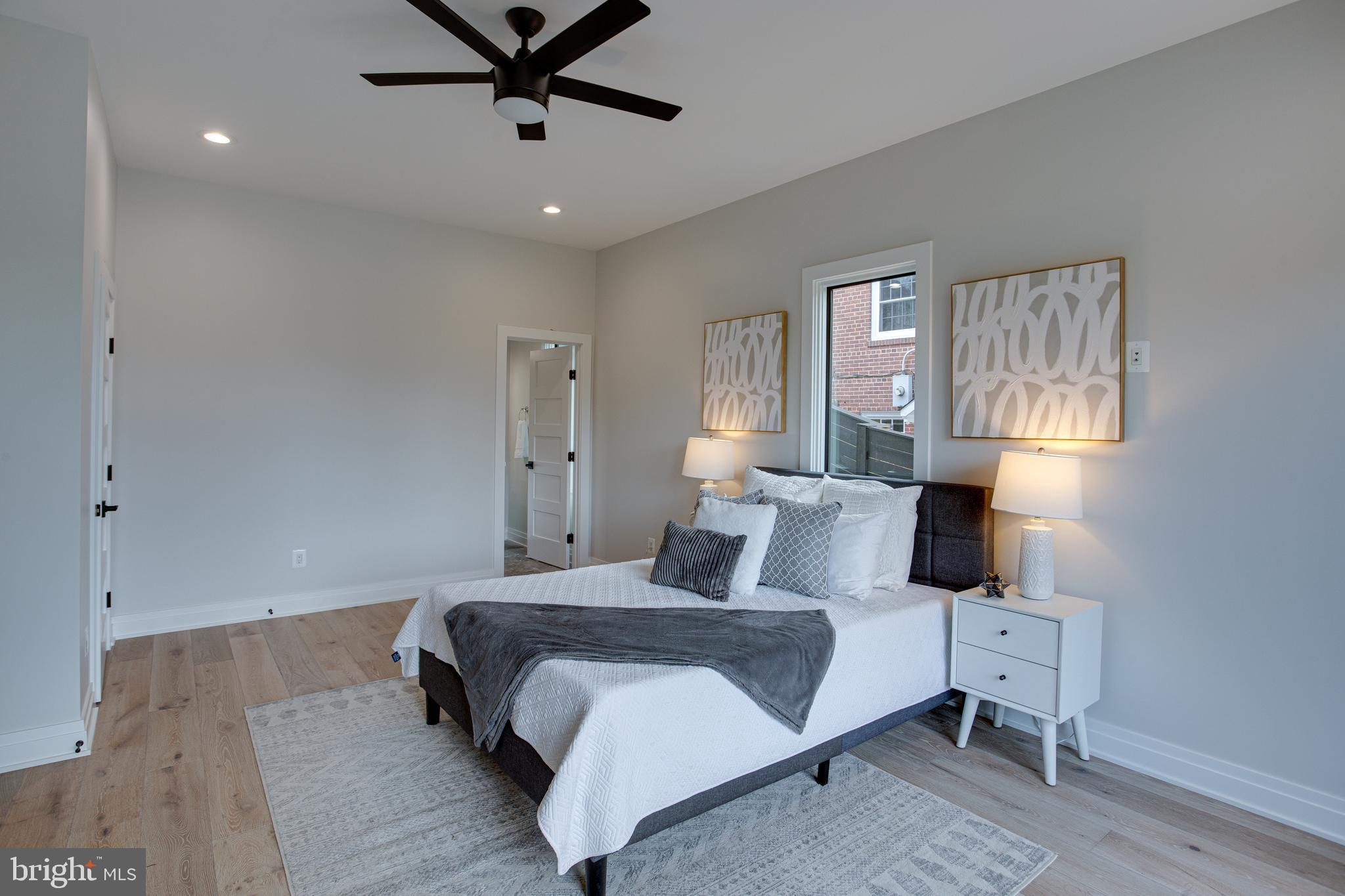 AURORA HILLS - Residential