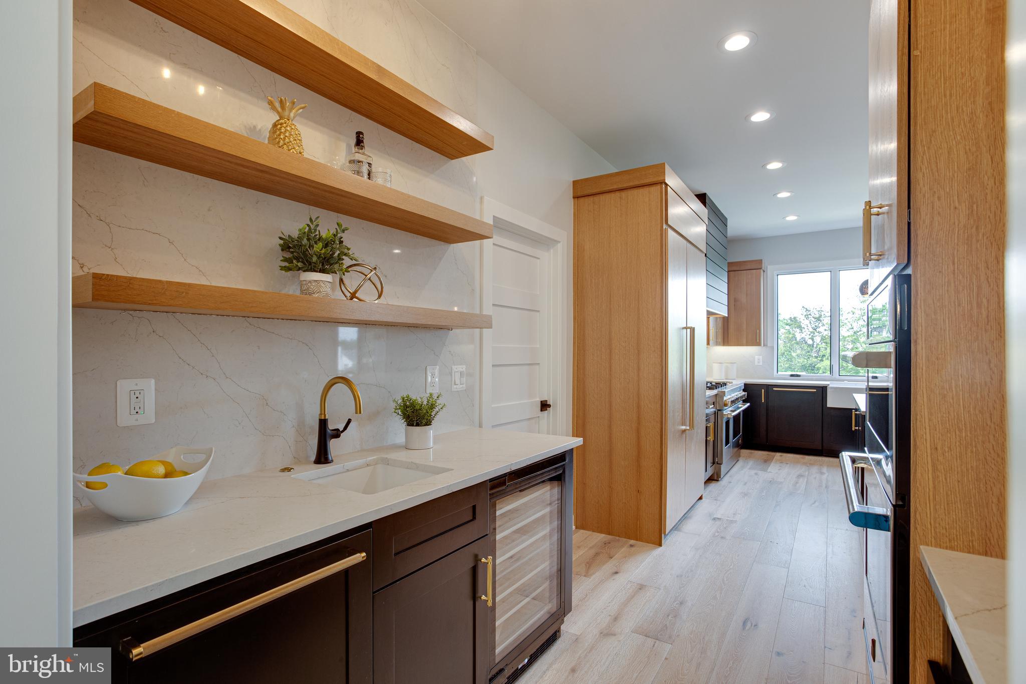 AURORA HILLS - Residential