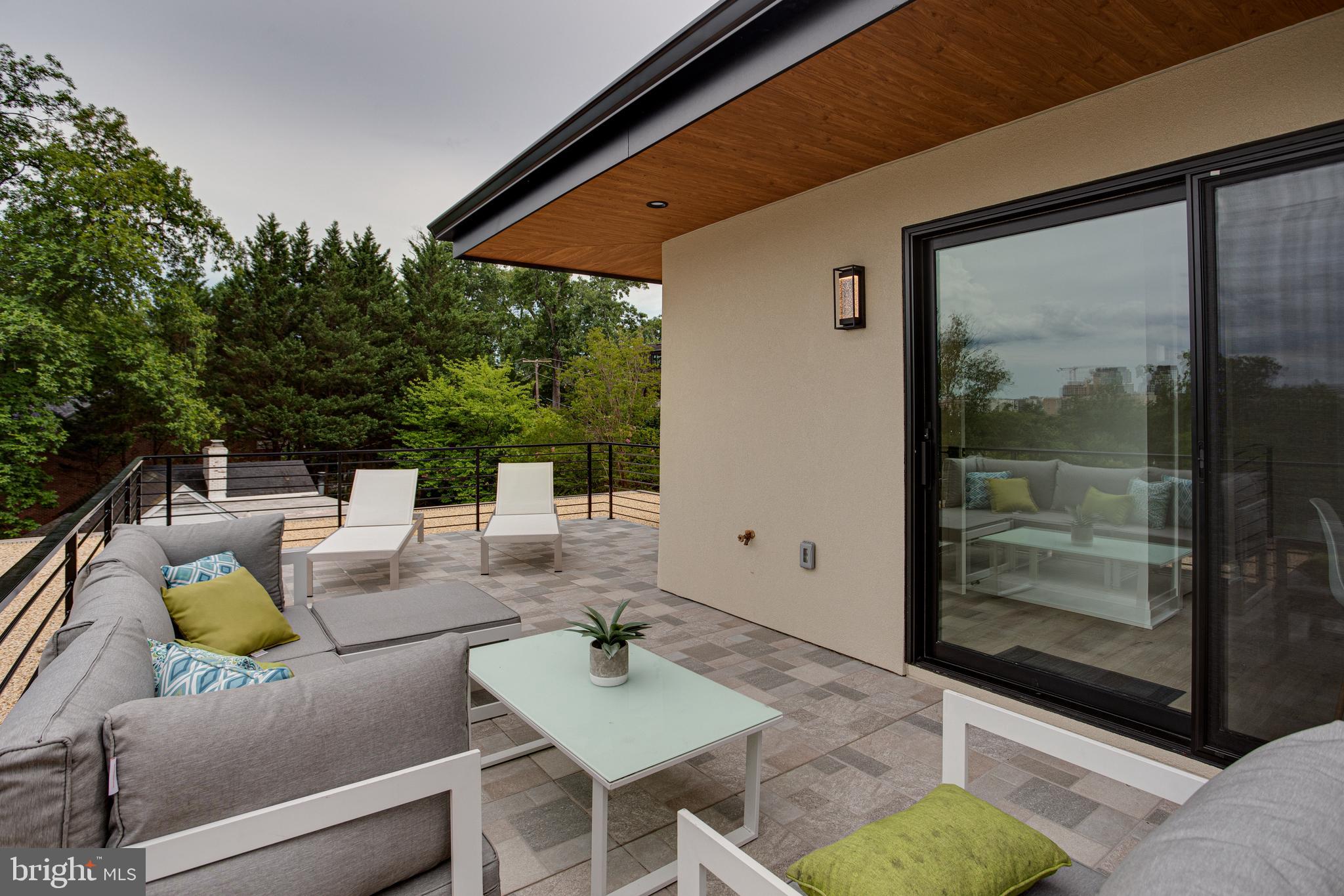 AURORA HILLS - Residential