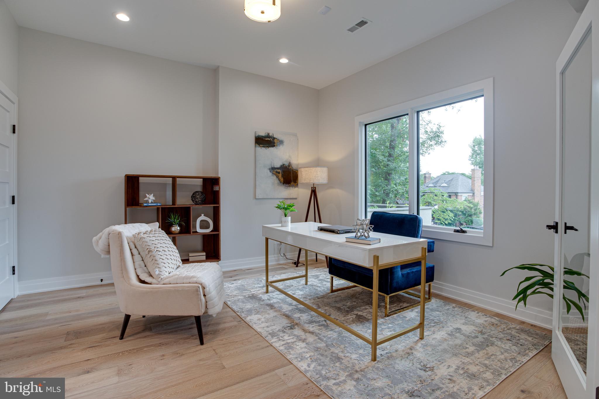 AURORA HILLS - Residential