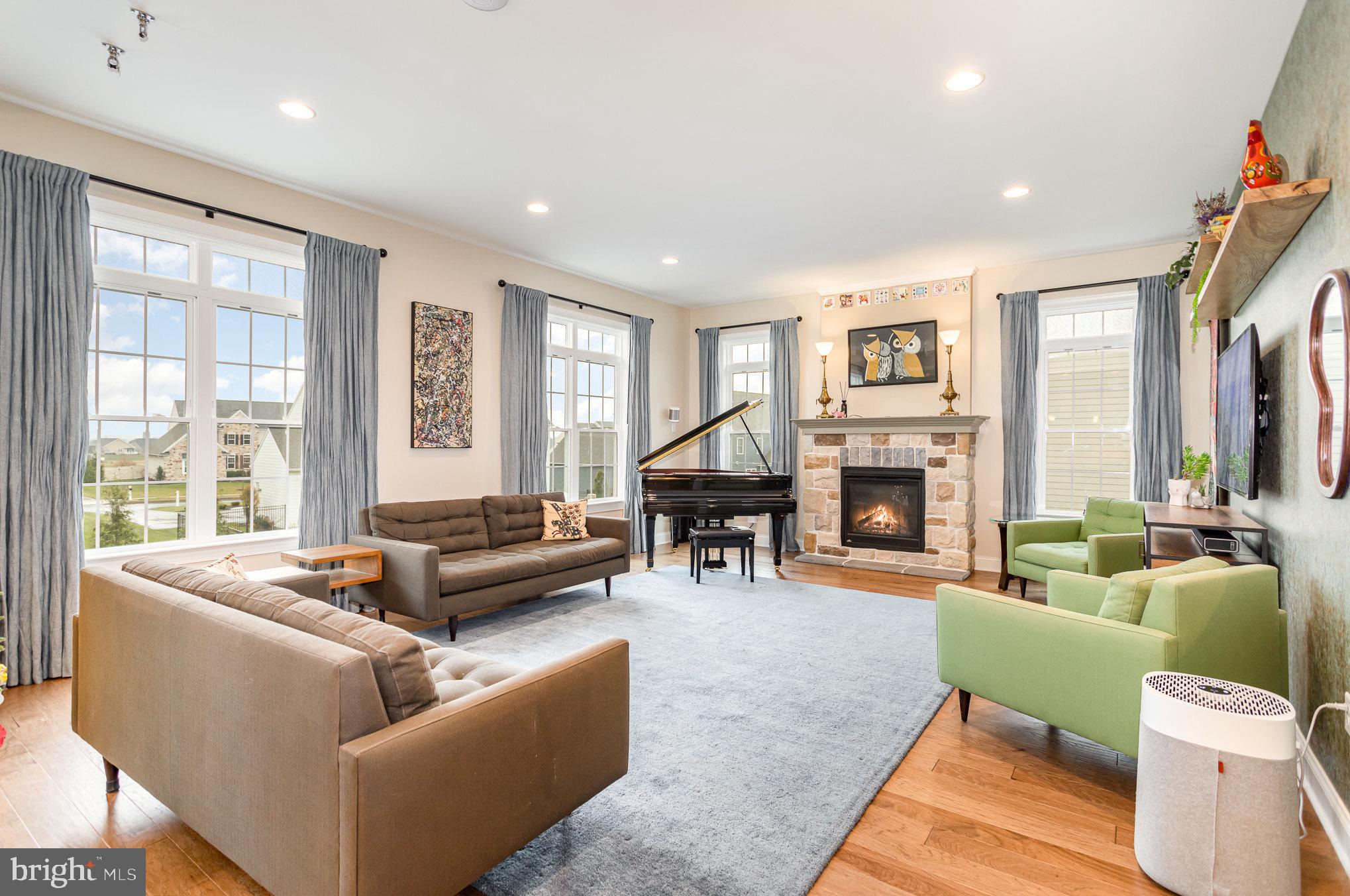 LITITZ BEND - Residential