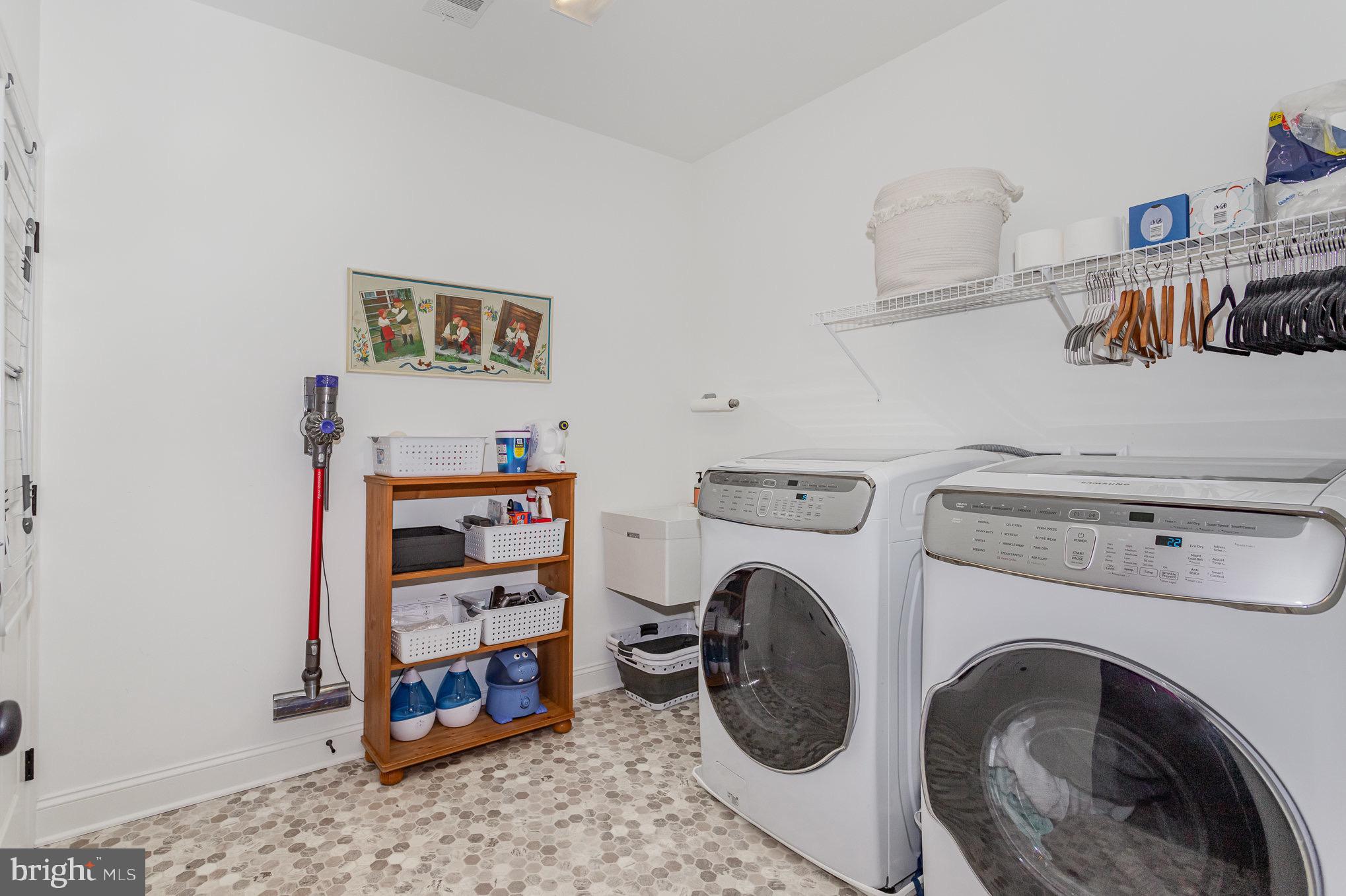 LITITZ BEND - Residential