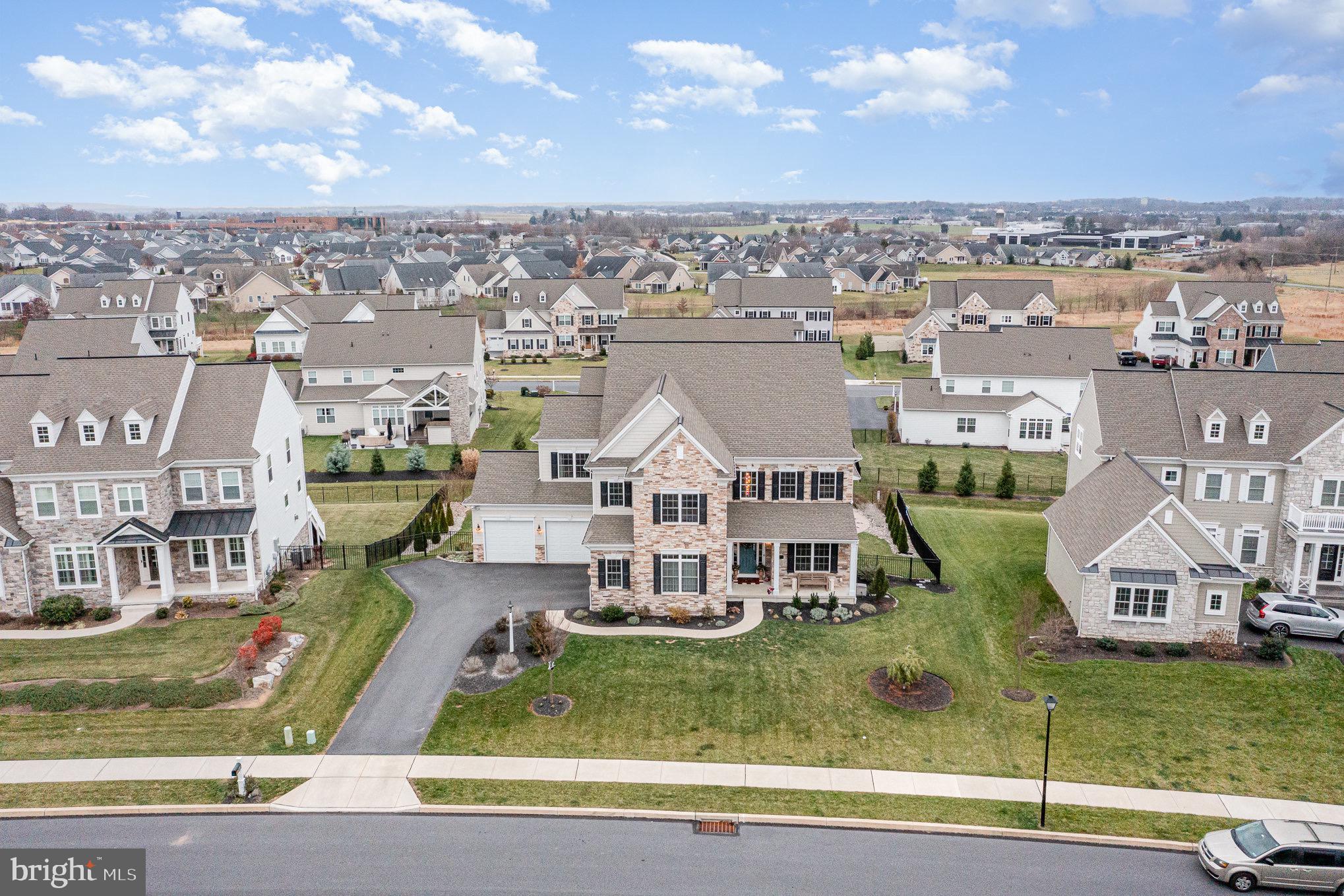 LITITZ BEND - Residential