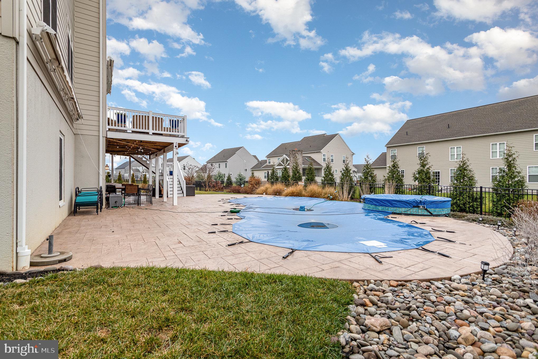 LITITZ BEND - Residential