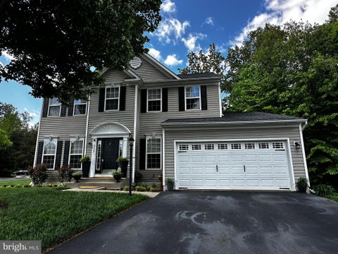 Homes For Sale - 5739 Fincastle Drive<br/> MANASSAS, VA 20112