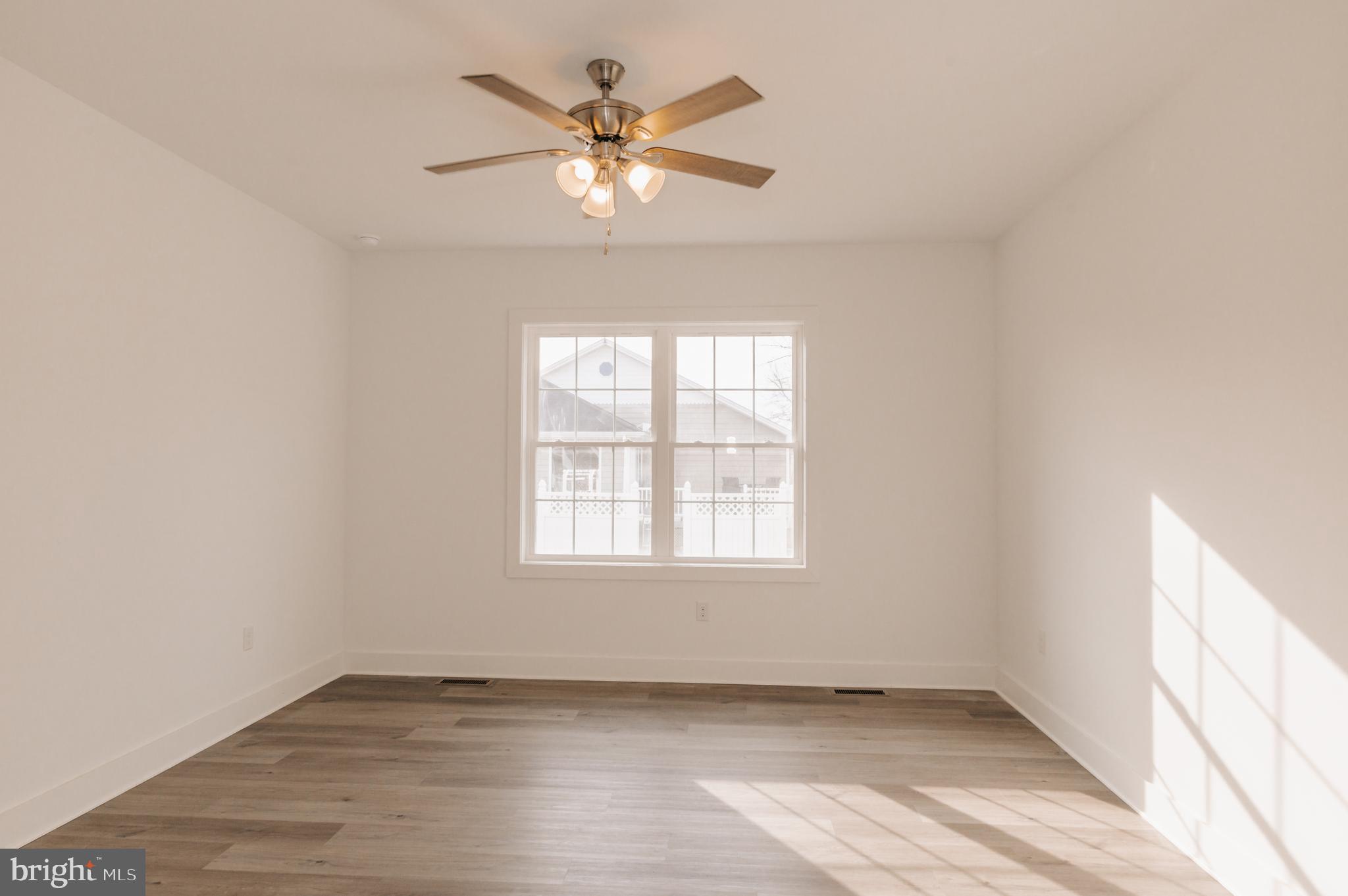 KEENWICK SOUND - Residential