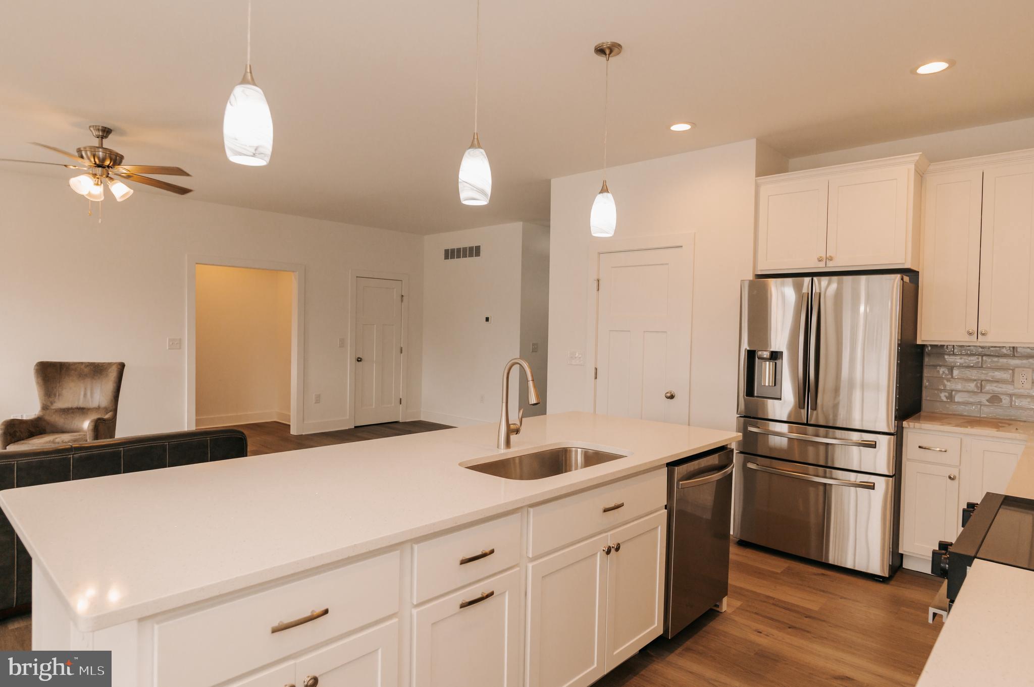 KEENWICK SOUND - Residential