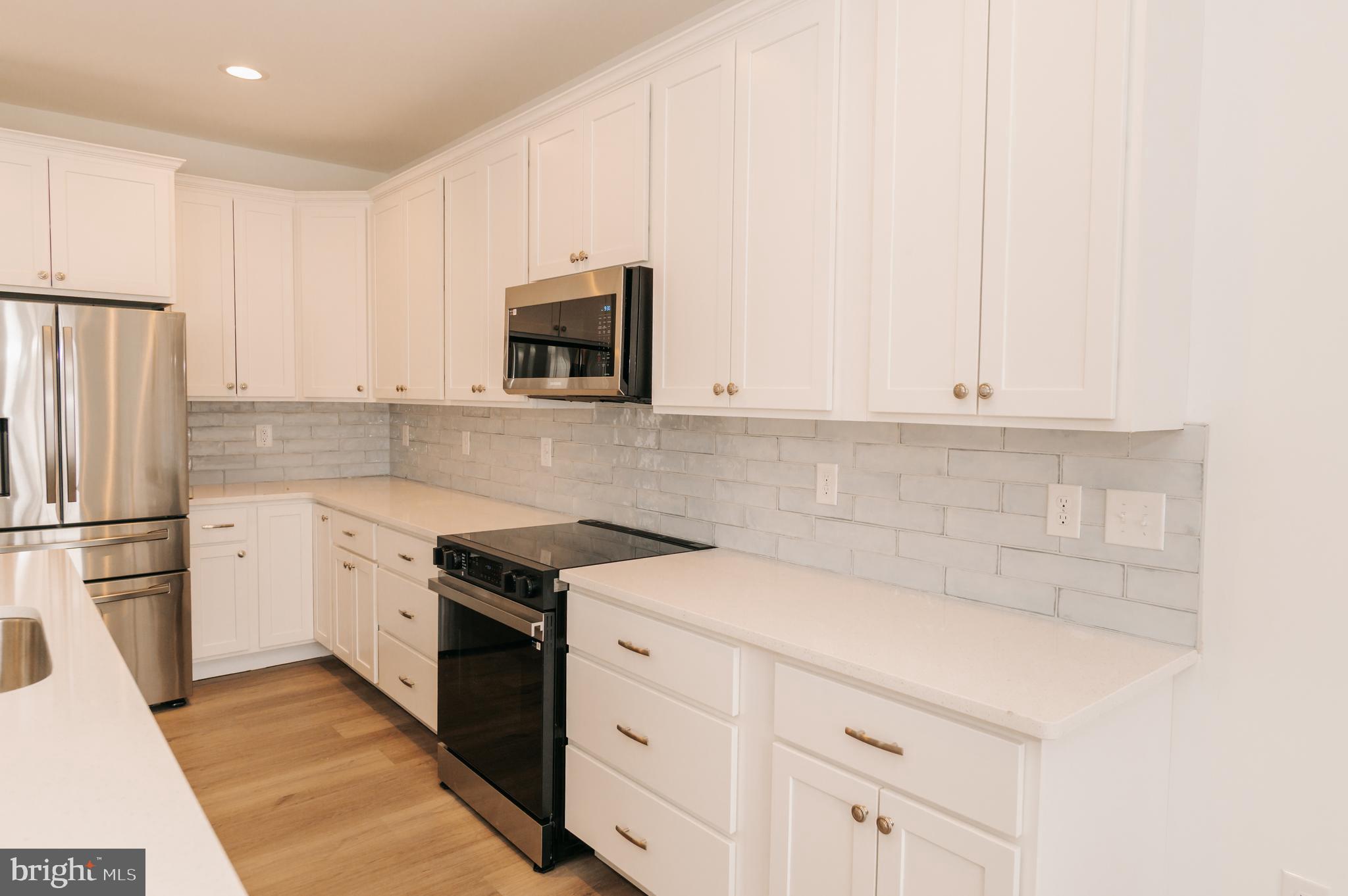 KEENWICK SOUND - Residential