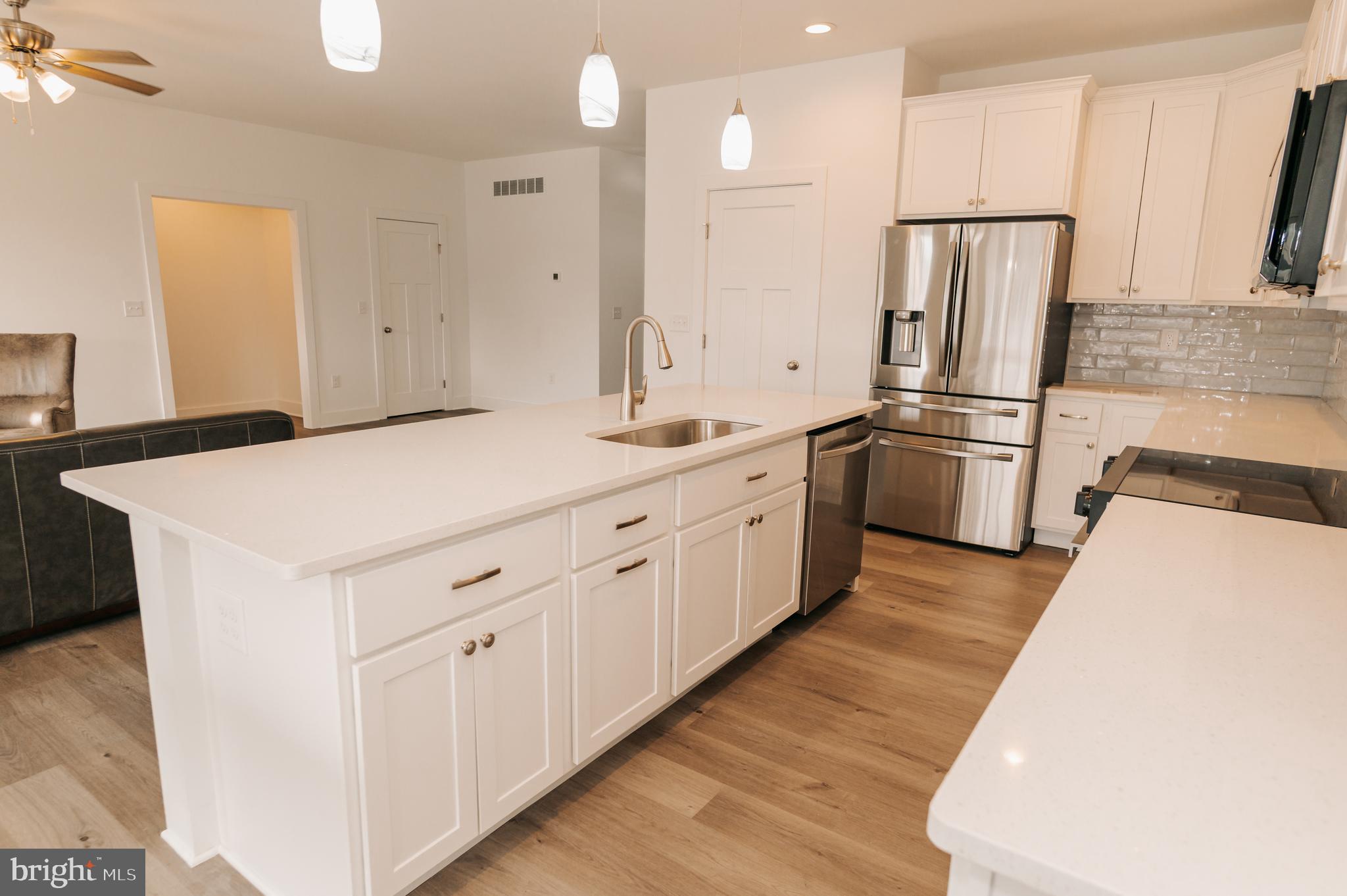 KEENWICK SOUND - Residential