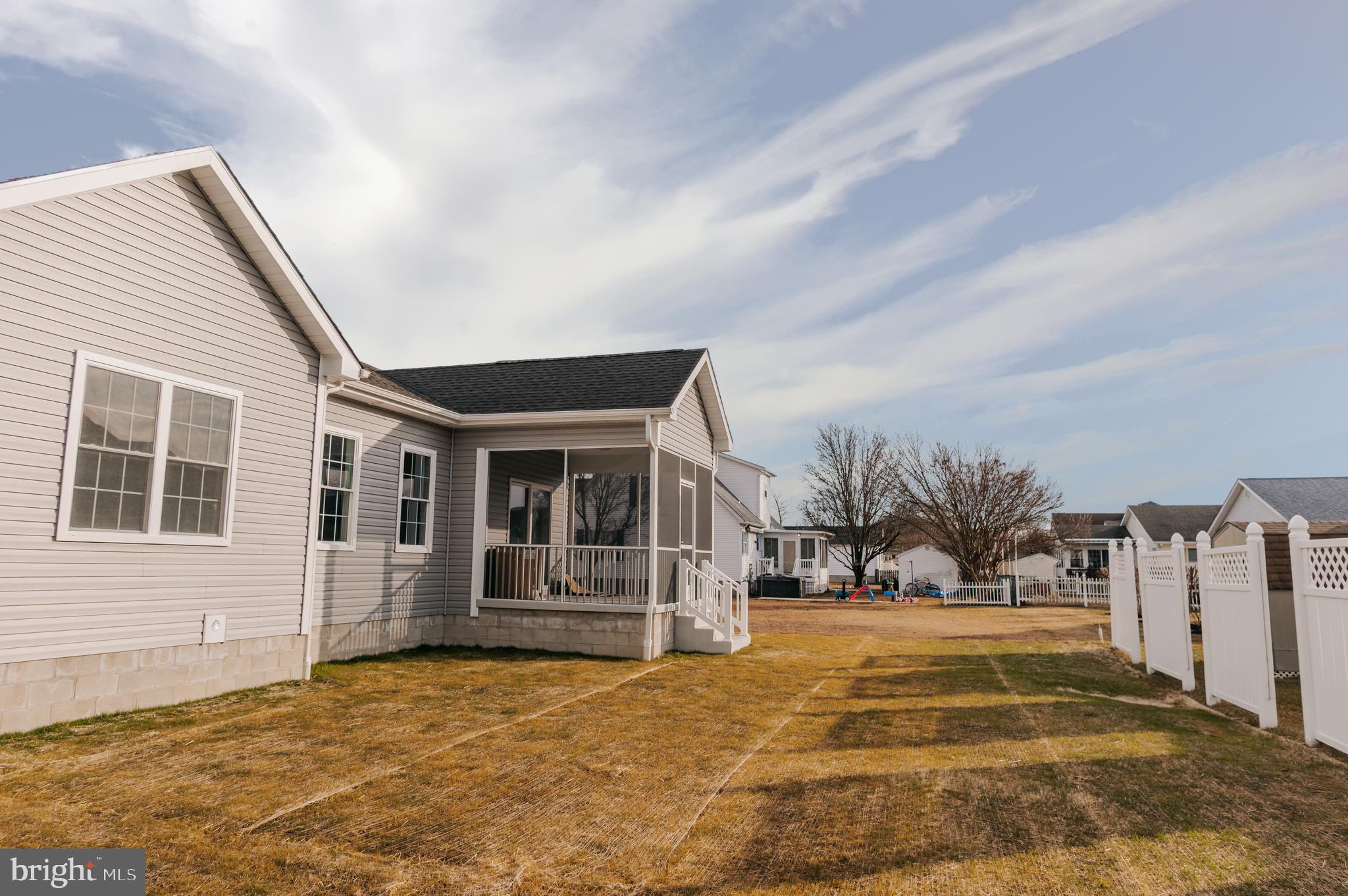 KEENWICK SOUND - Residential