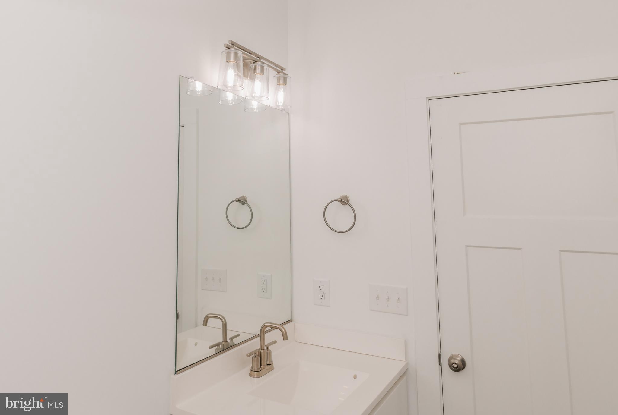 KEENWICK SOUND - Residential