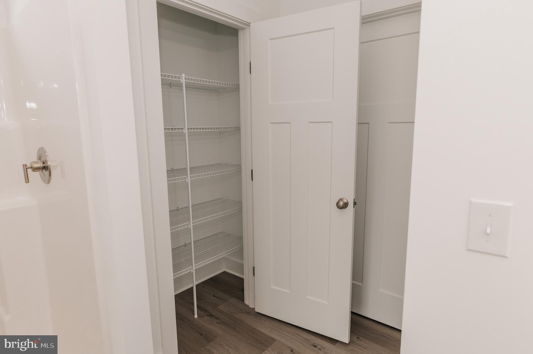 KEENWICK SOUND - Residential