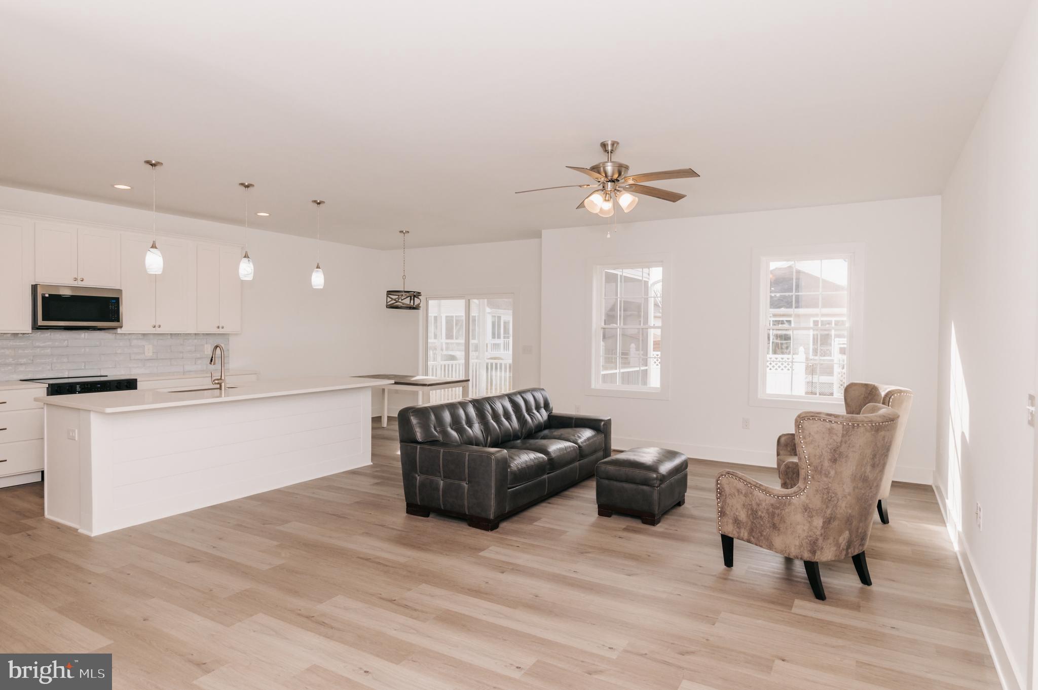 KEENWICK SOUND - Residential