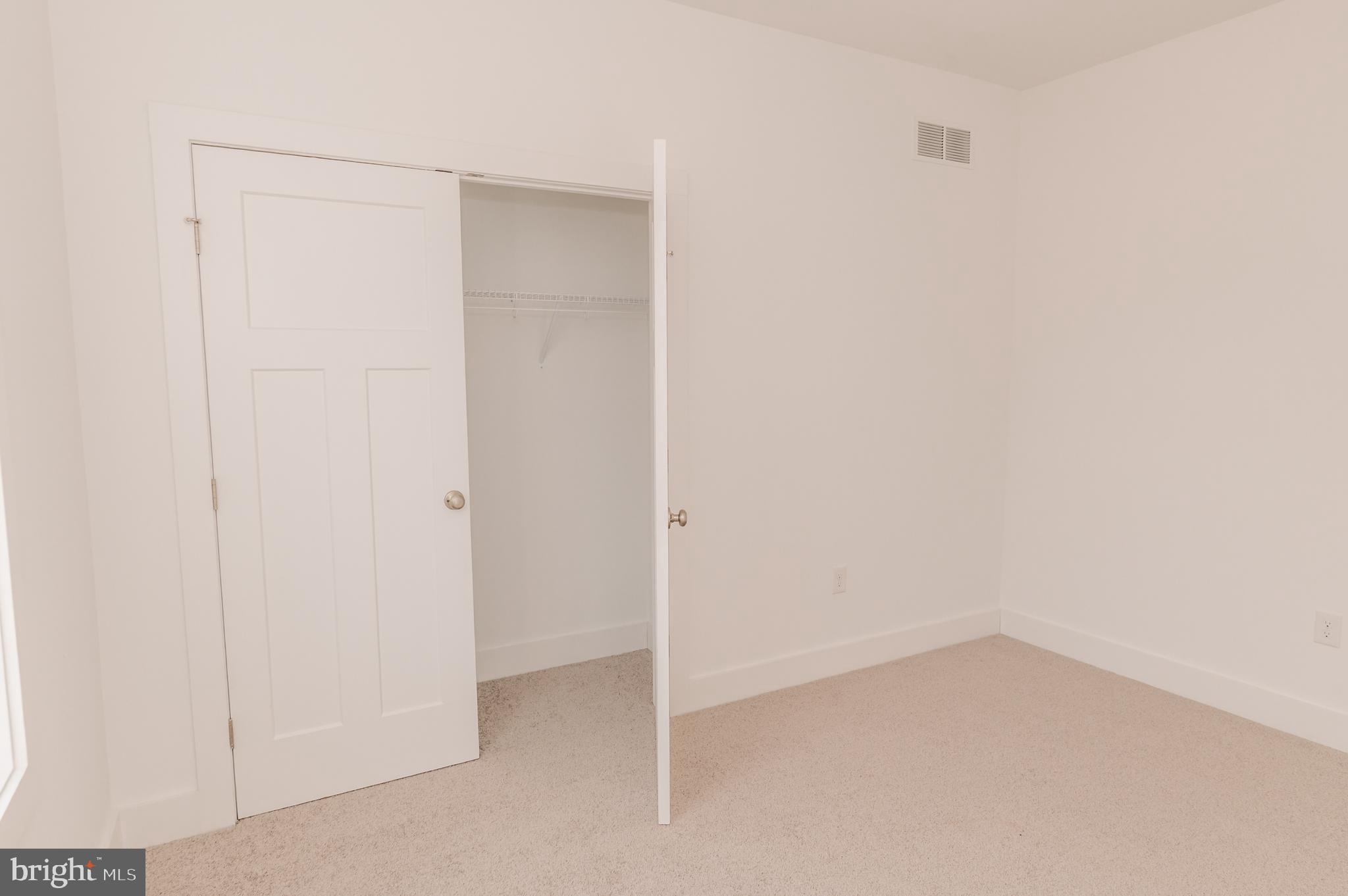 KEENWICK SOUND - Residential