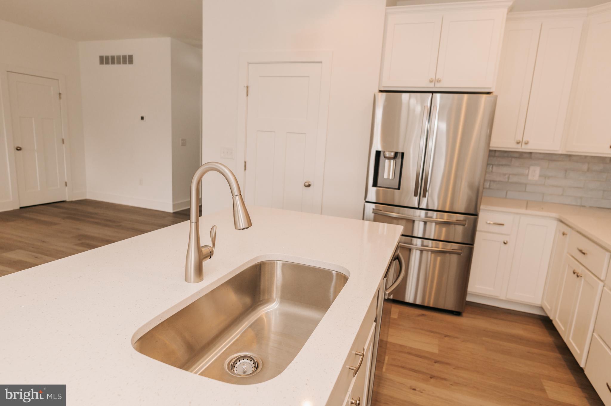 KEENWICK SOUND - Residential