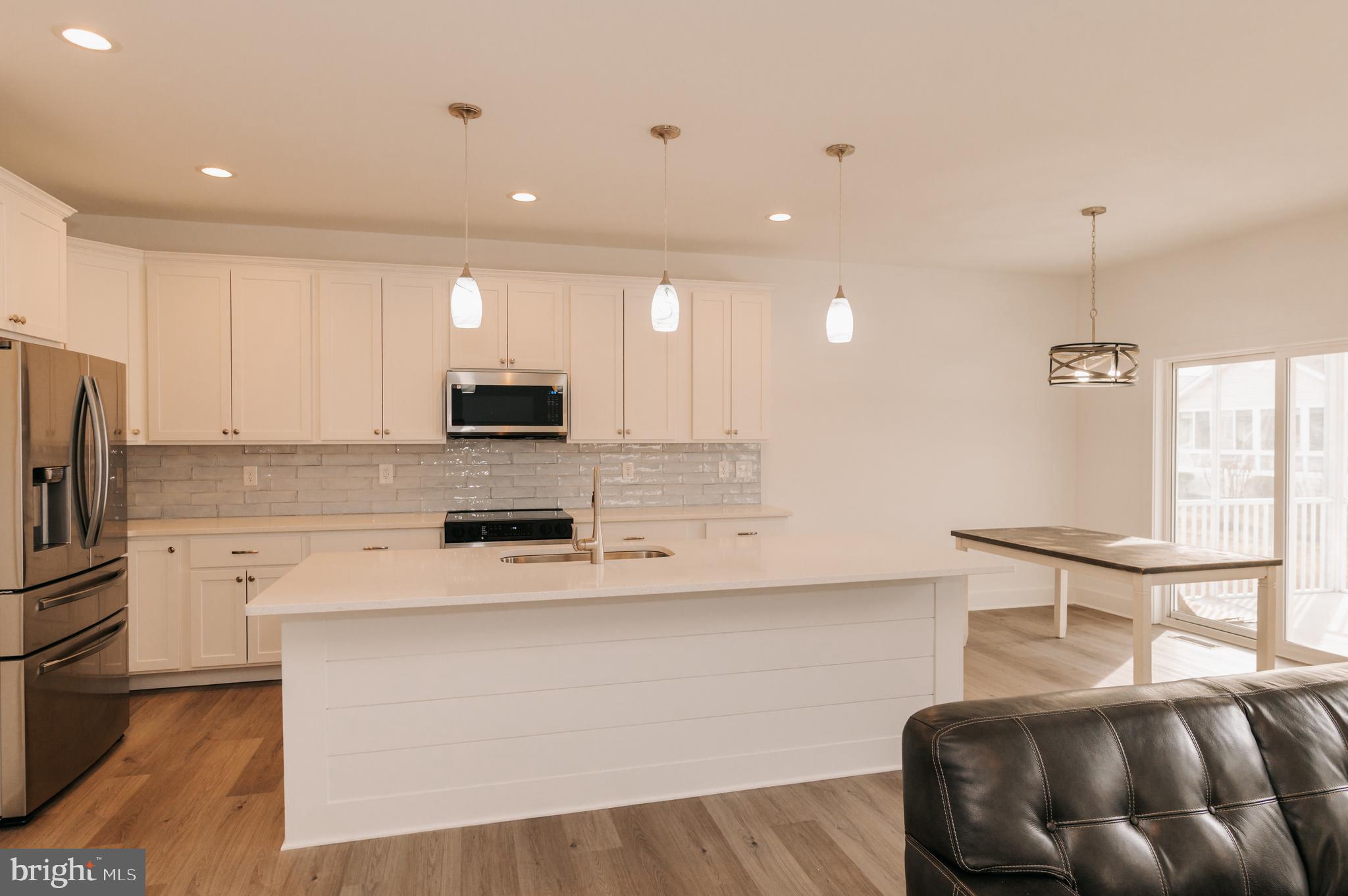 KEENWICK SOUND - Residential