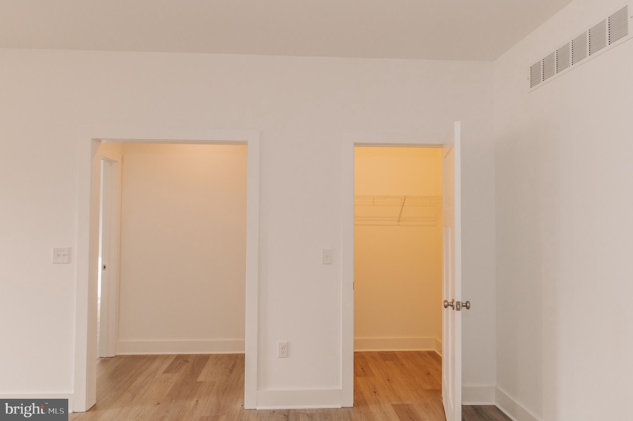 KEENWICK SOUND - Residential