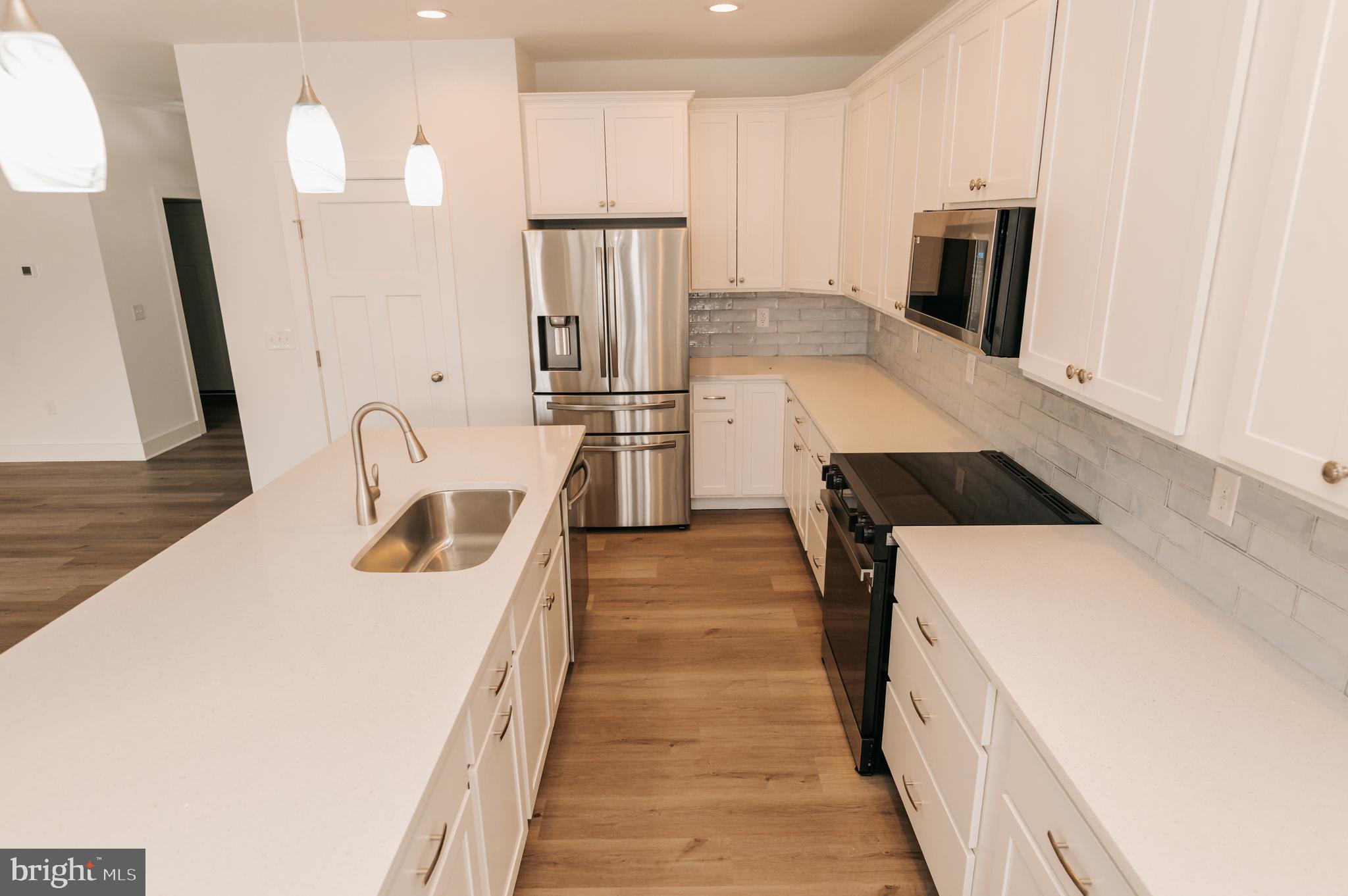 KEENWICK SOUND - Residential