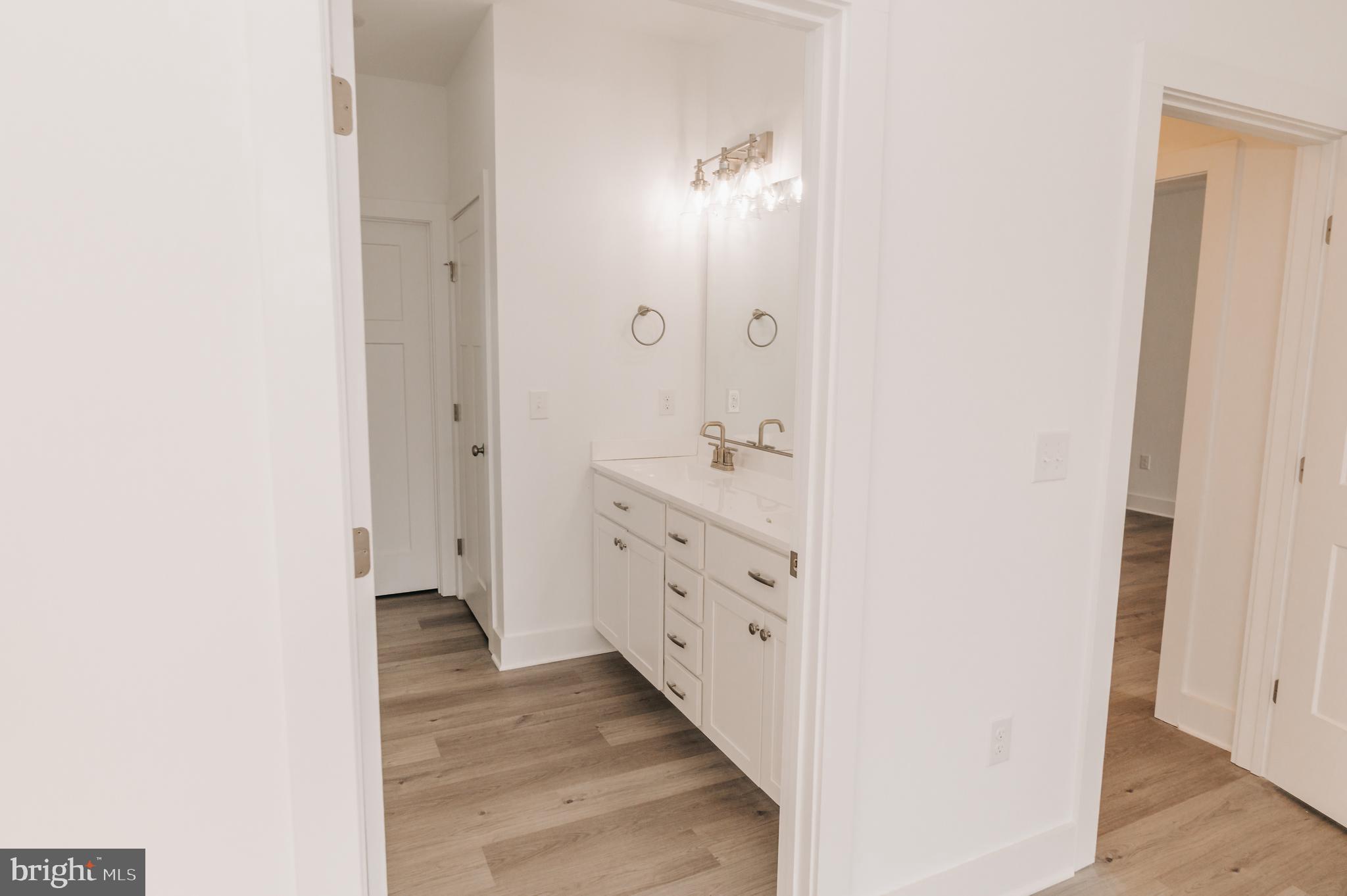 KEENWICK SOUND - Residential