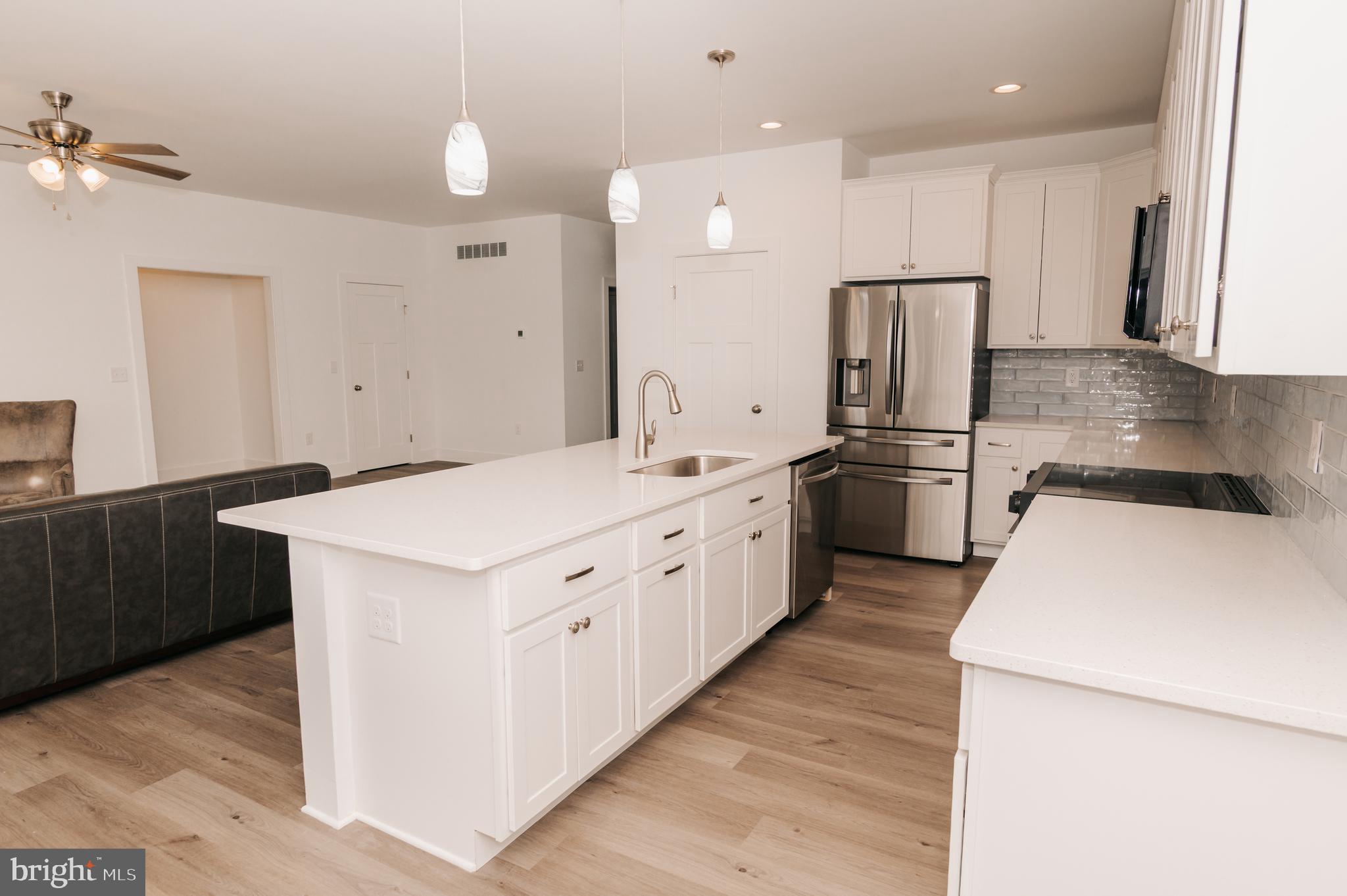 KEENWICK SOUND - Residential