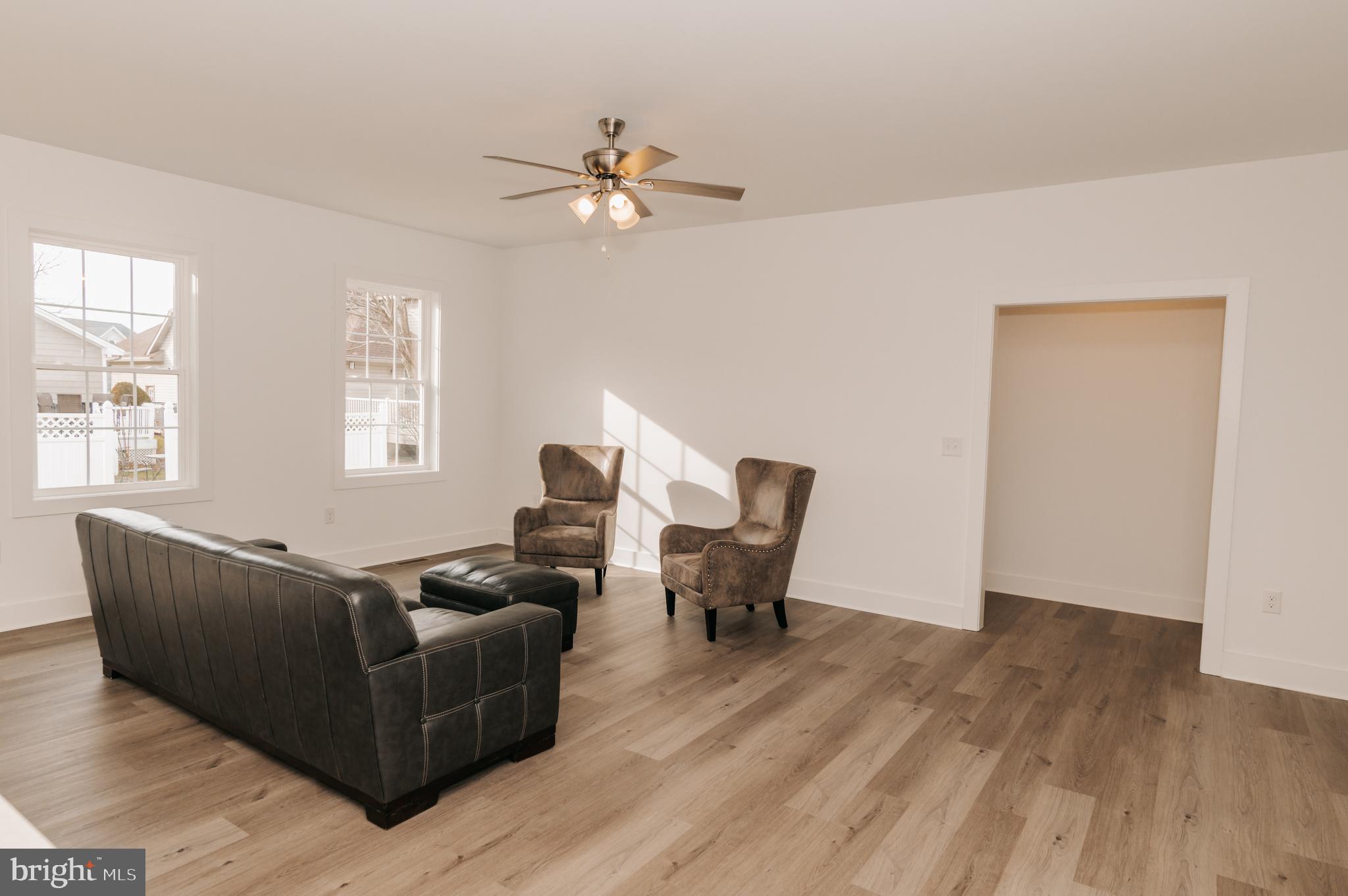 KEENWICK SOUND - Residential