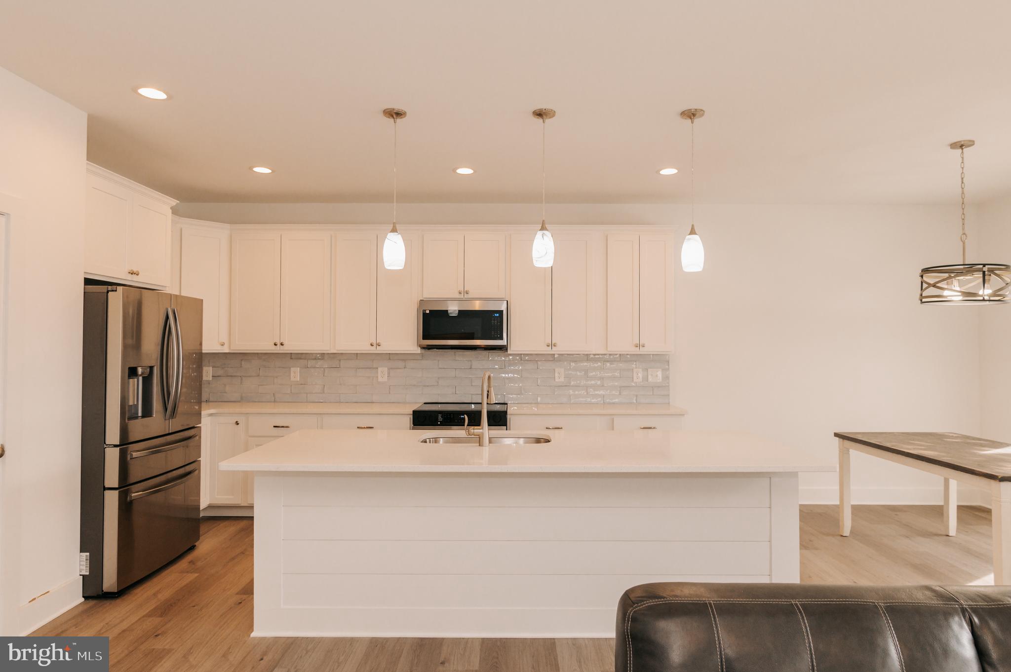 KEENWICK SOUND - Residential